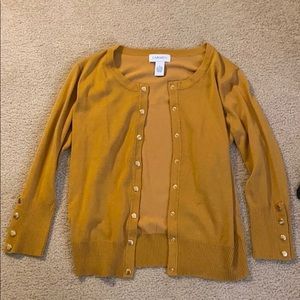 Carmen cardigan in mustard yellow
